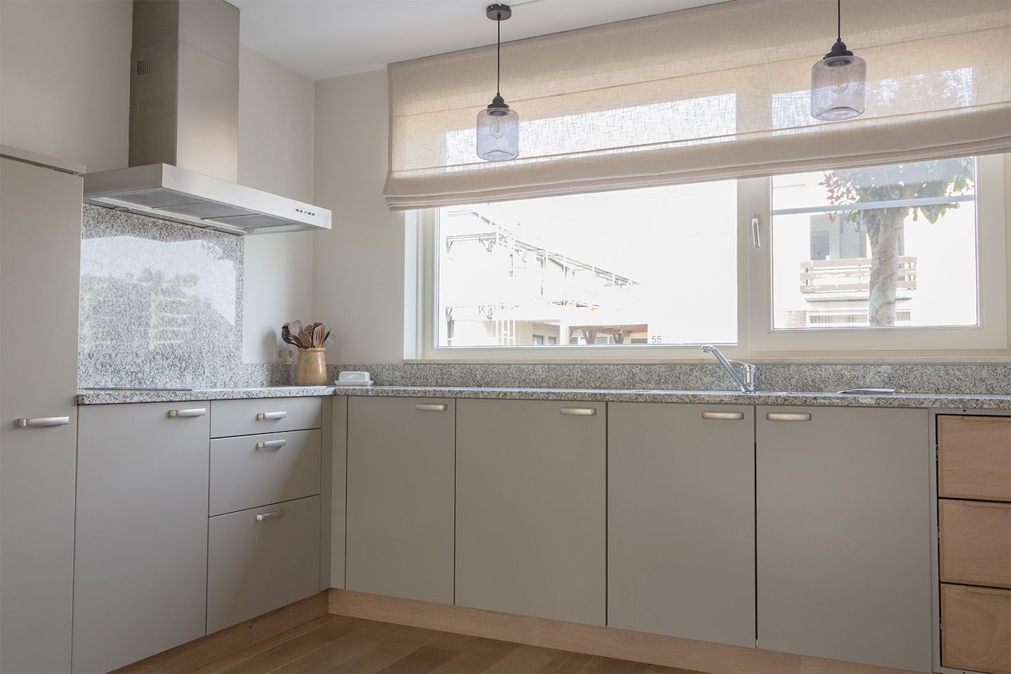Spacious and move in ready family home with sunny garden in Cadier en Keer — 18