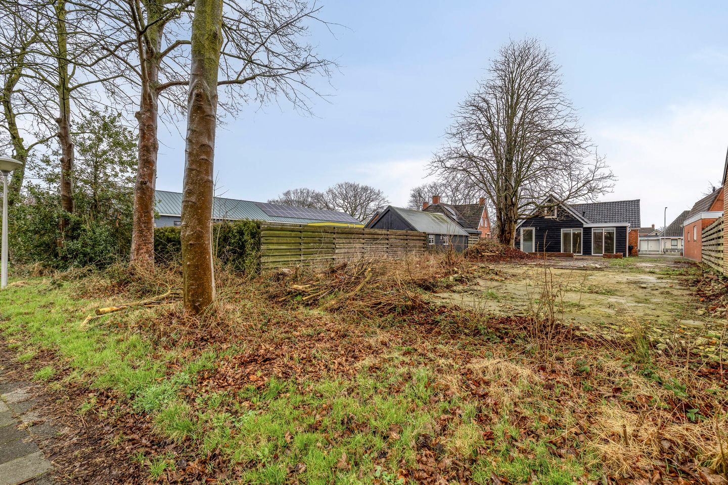 Detached home with potential and spacious garden in De Wilp — 45