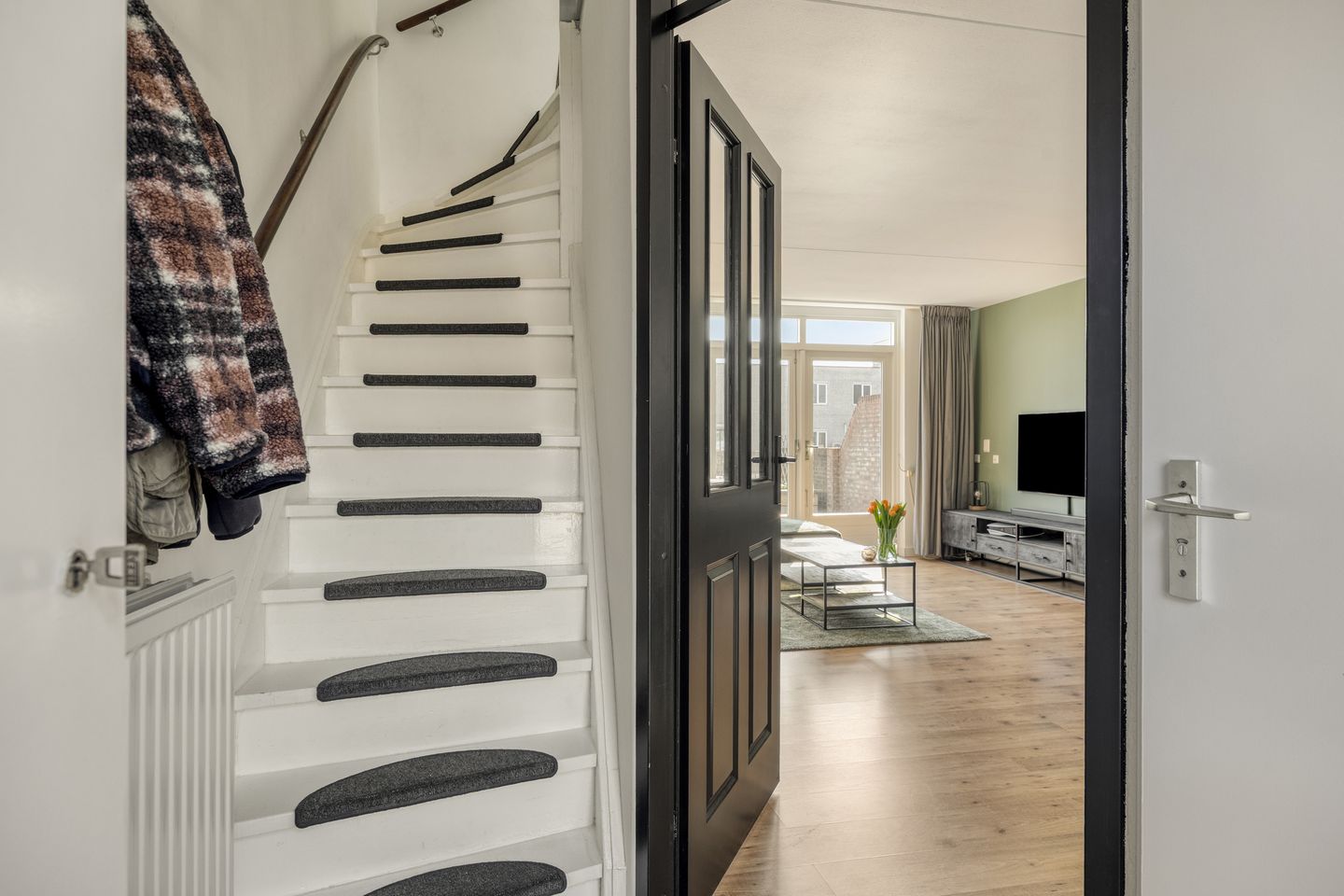Light and well-maintained maisonette with sunny south-facing roof terrace and private parking in Malden — 18