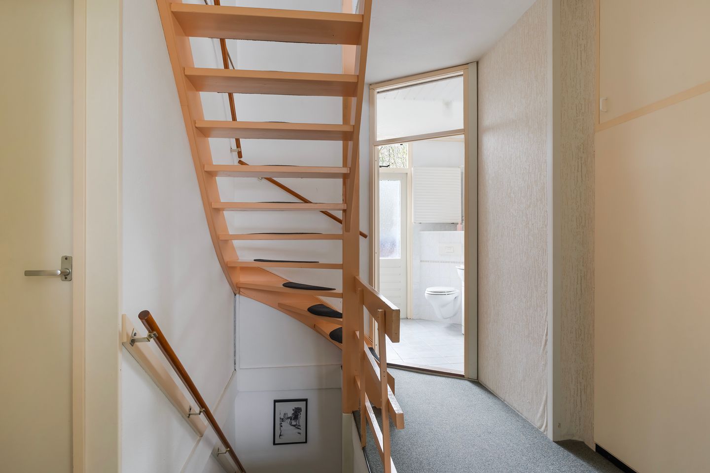 Spacious and Light Semi-detached Family Home in Child-friendly Aldlân — 25