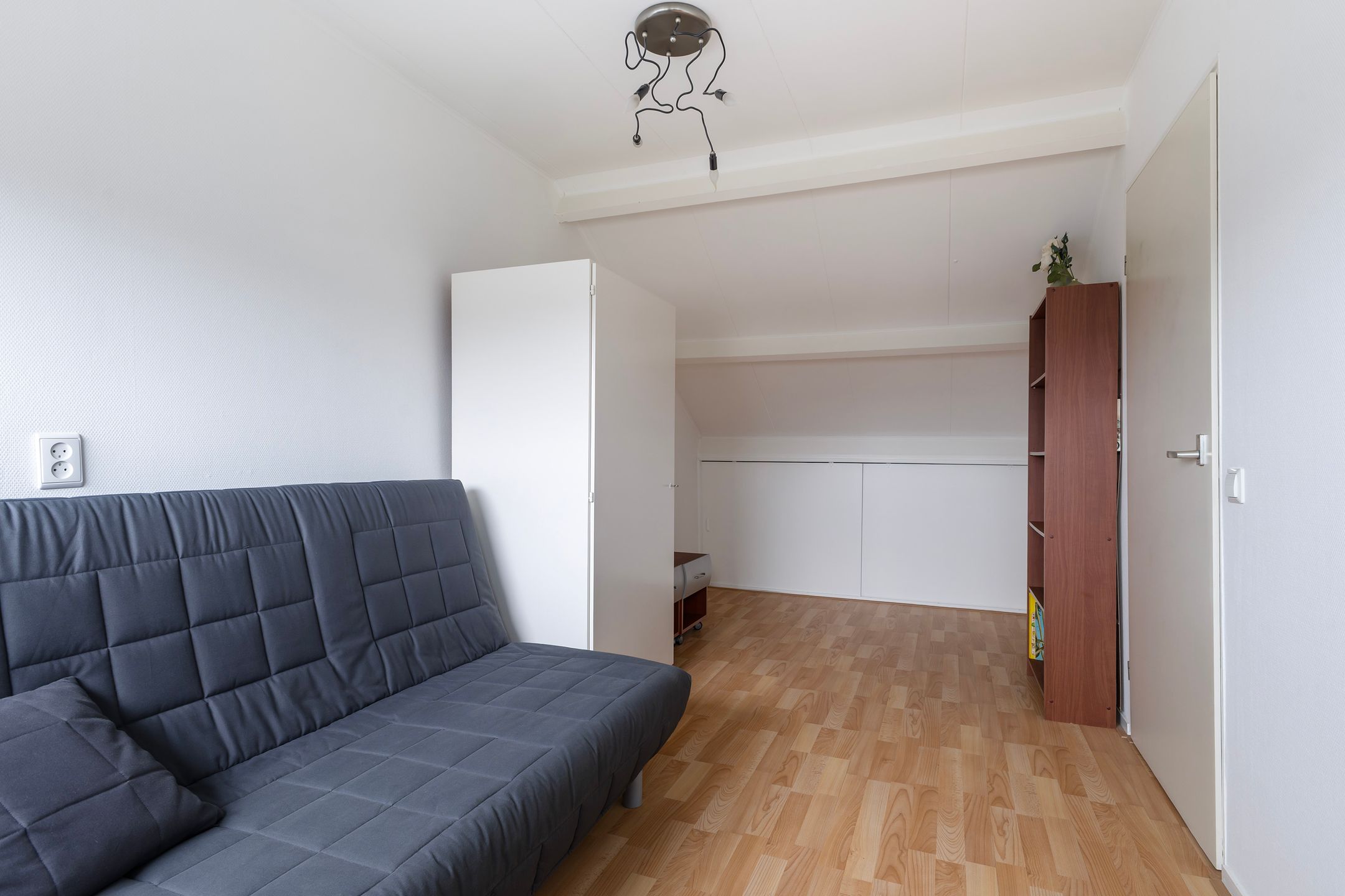 Spacious and Light Semi-detached Family Home in Child-friendly Aldlân — 30