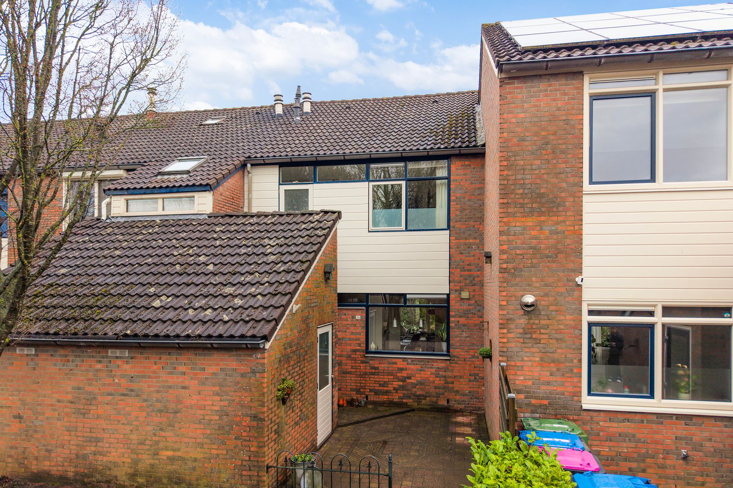 Spacious and Light Semi-detached Family Home in Child-friendly Aldlân — 35