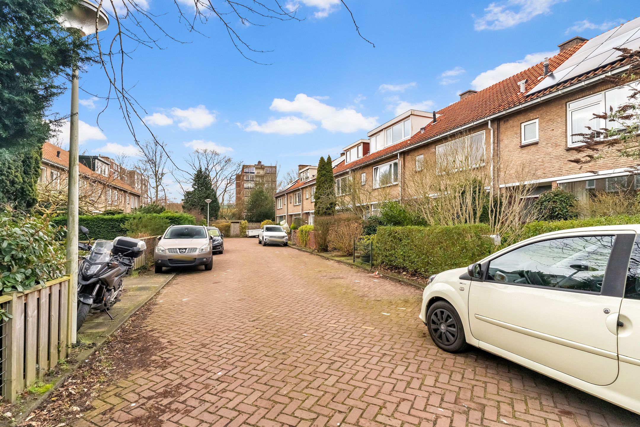 Spacious family home with 4 bedrooms and garden in quiet The Hague location — 29