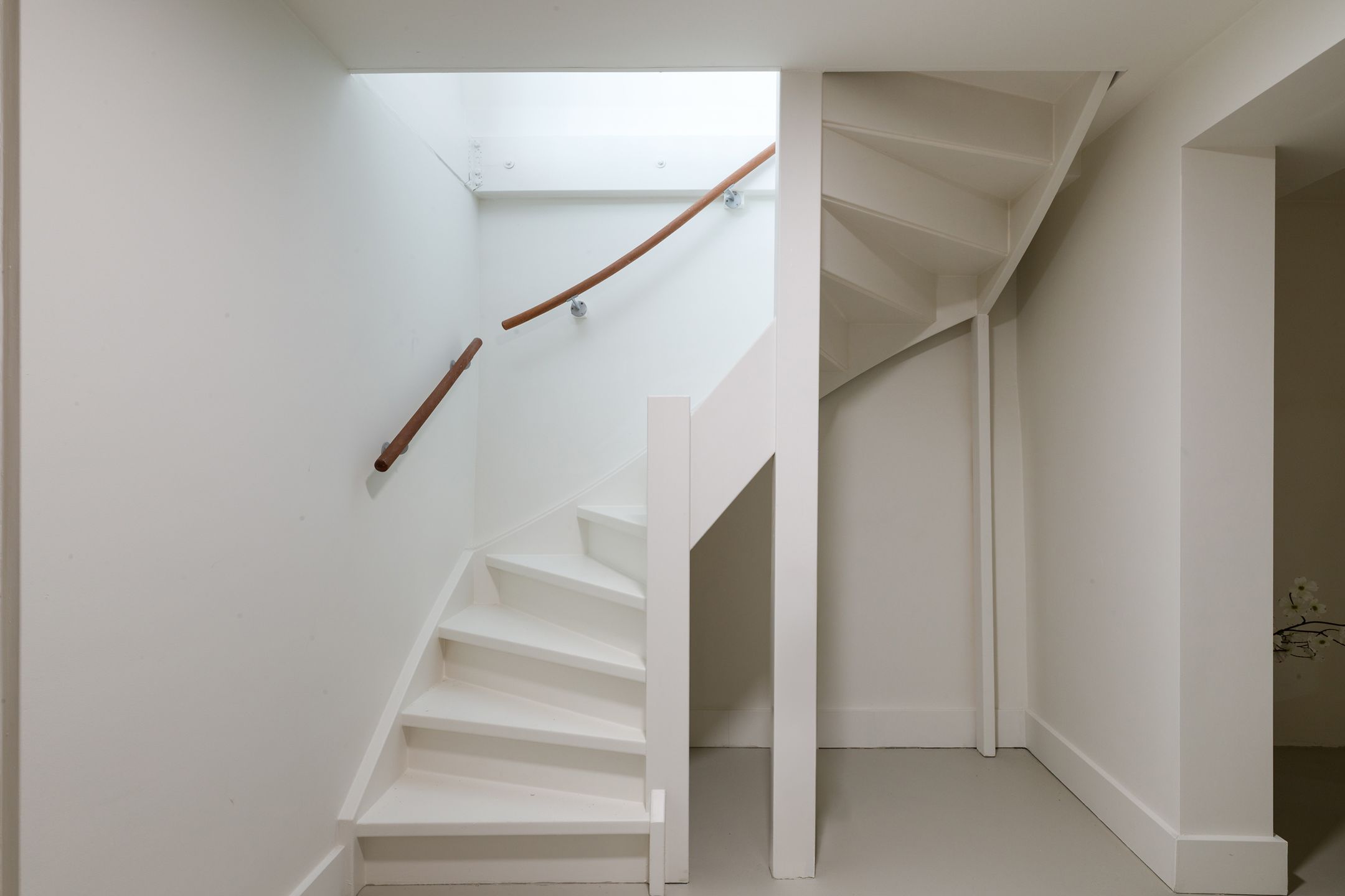 Spacious and light 5-room ground floor apartment in Utrecht city center — 18