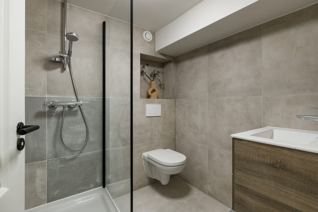 Spacious and light 5-room ground floor apartment in Utrecht city center — 26