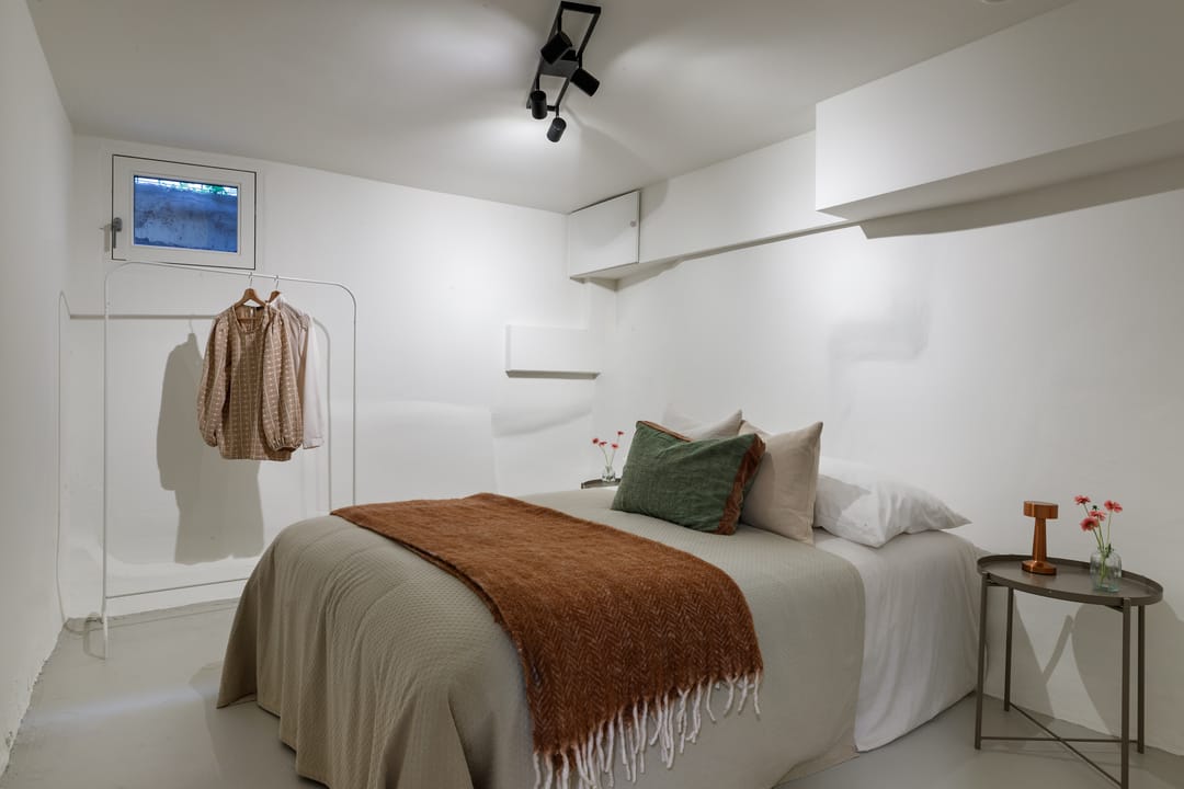 Spacious and light 5-room ground floor apartment in Utrecht city center — 28