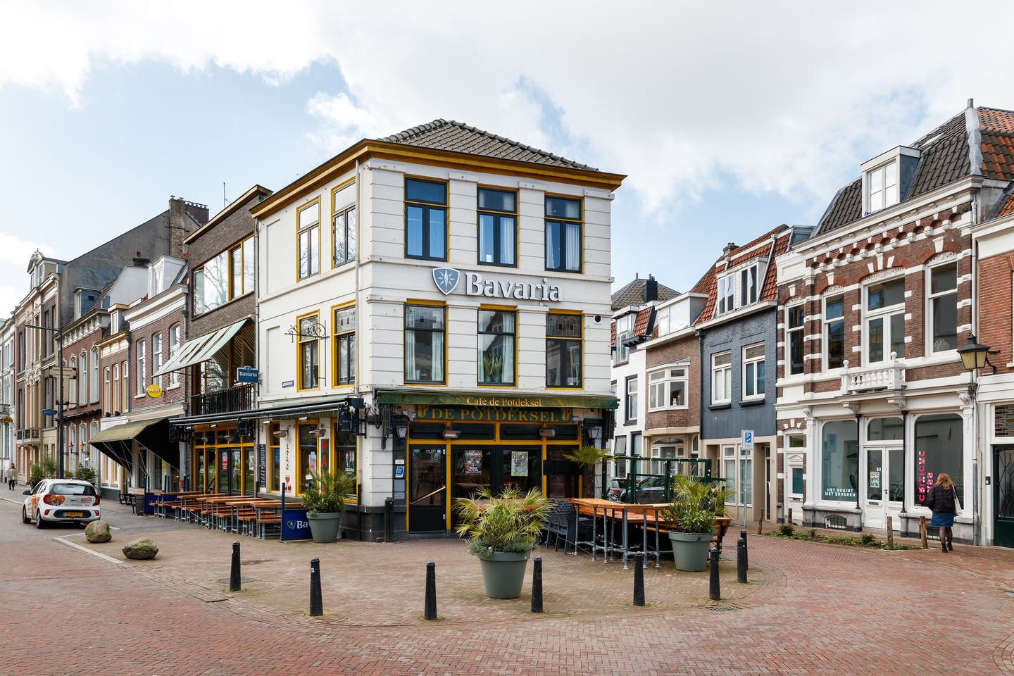 Spacious and light 5-room ground floor apartment in Utrecht city center — 34