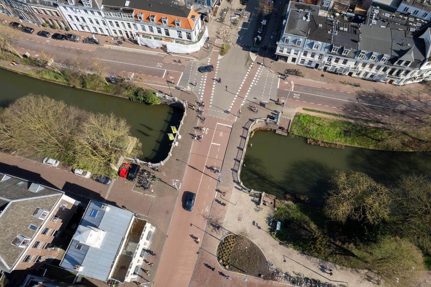 Spacious and light 5-room ground floor apartment in Utrecht city center — 40