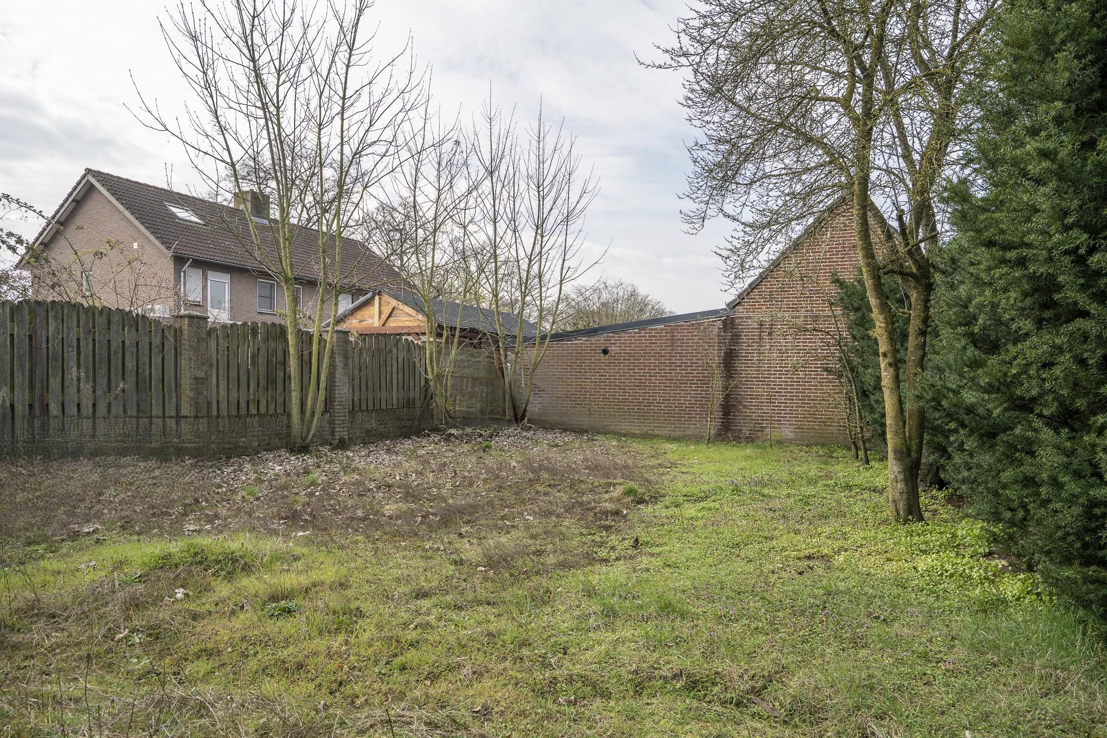 Photo 45 of Spoorstraat 29-A