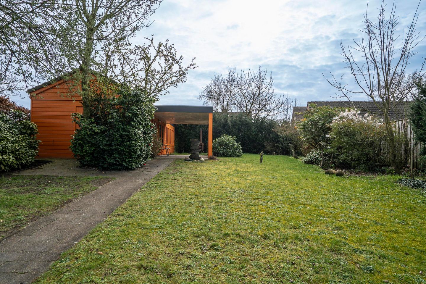 Photo 50 of Spoorstraat 29-A