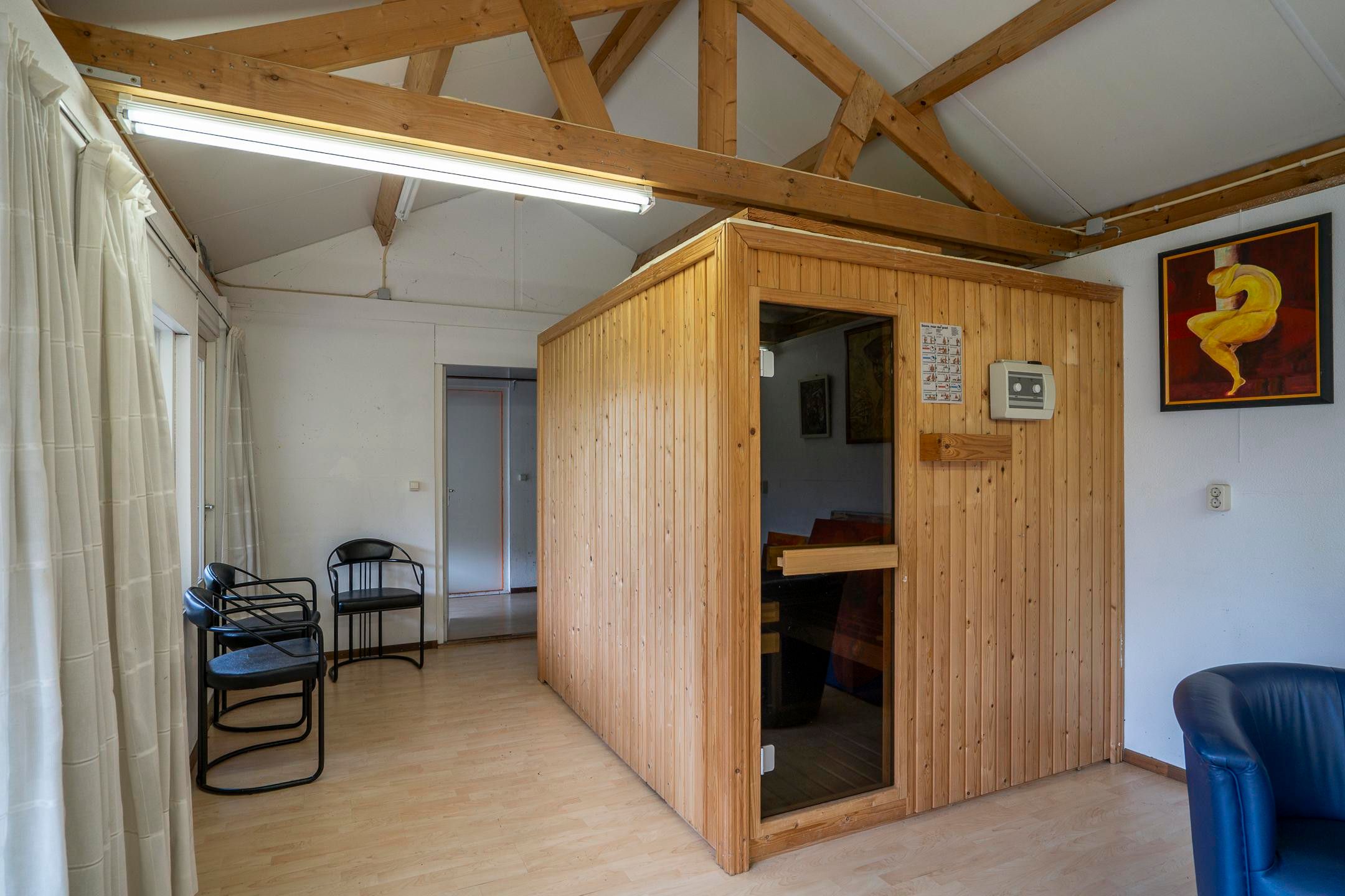 Photo 42 of Spoorstraat 29-A