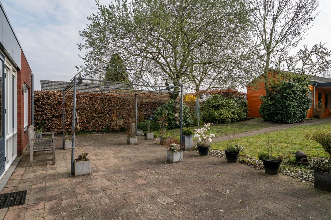 Photo 47 of Spoorstraat 29-A