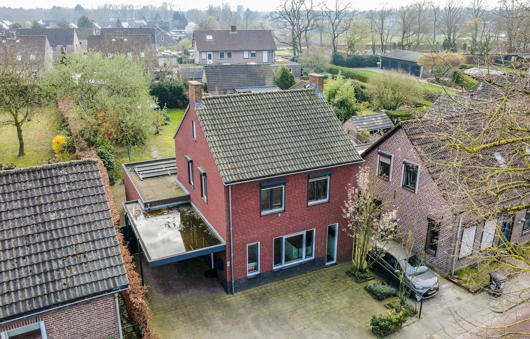 Photo 58 of Spoorstraat 29-A