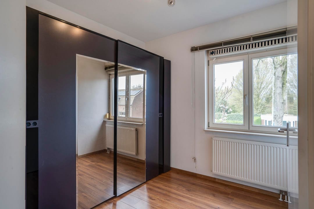 Photo 32 of Spoorstraat 29-A