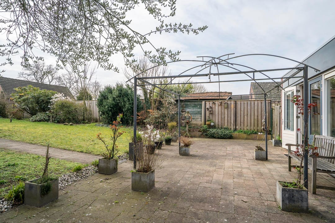 Photo 52 of Spoorstraat 29-A