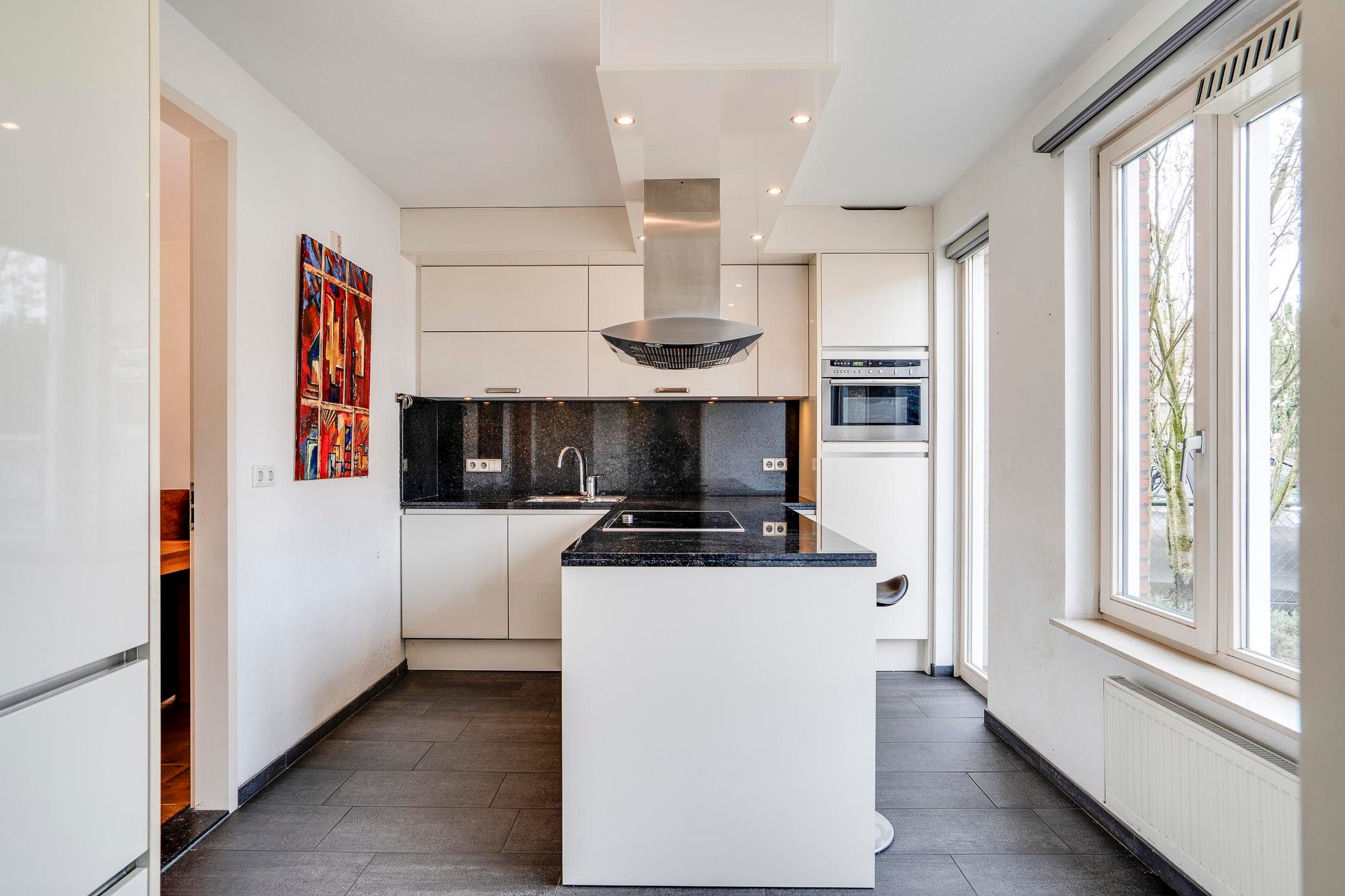 Photo 21 of Spoorstraat 29-A