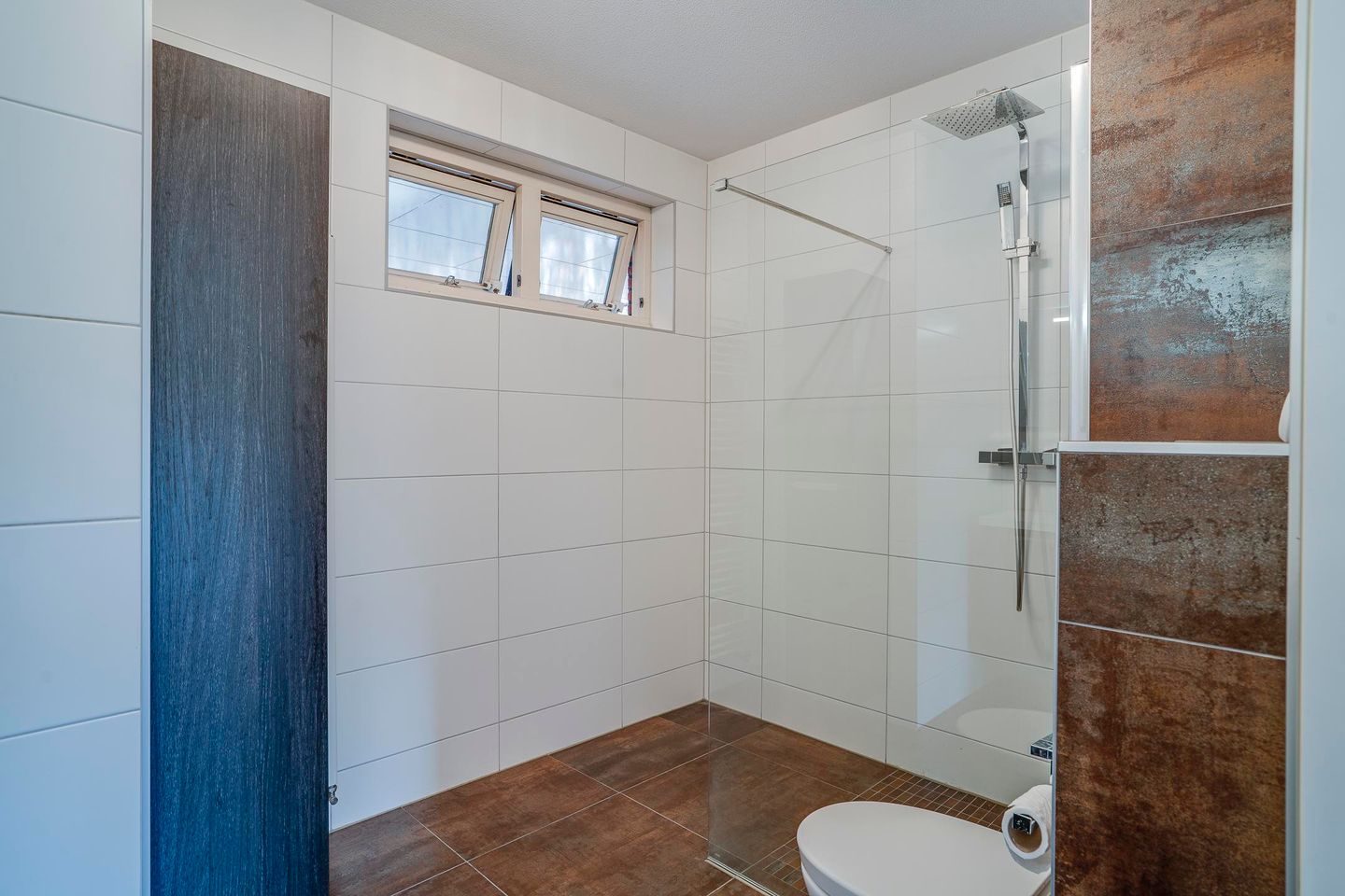 Photo 25 of Spoorstraat 29-A