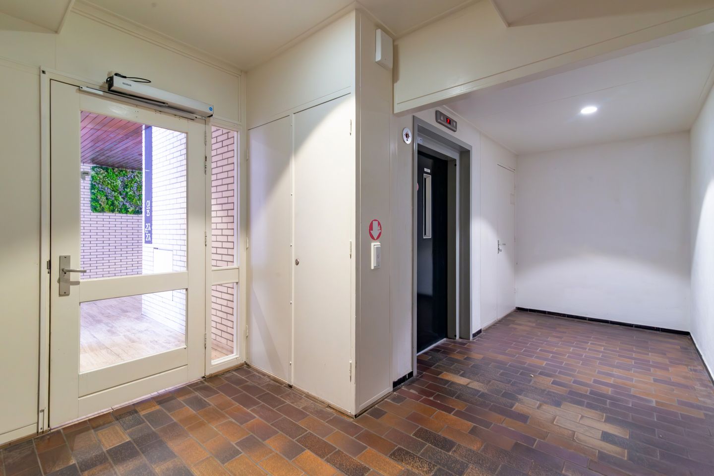 Bright and Comfortable Apartment in Central Eindhoven — 21