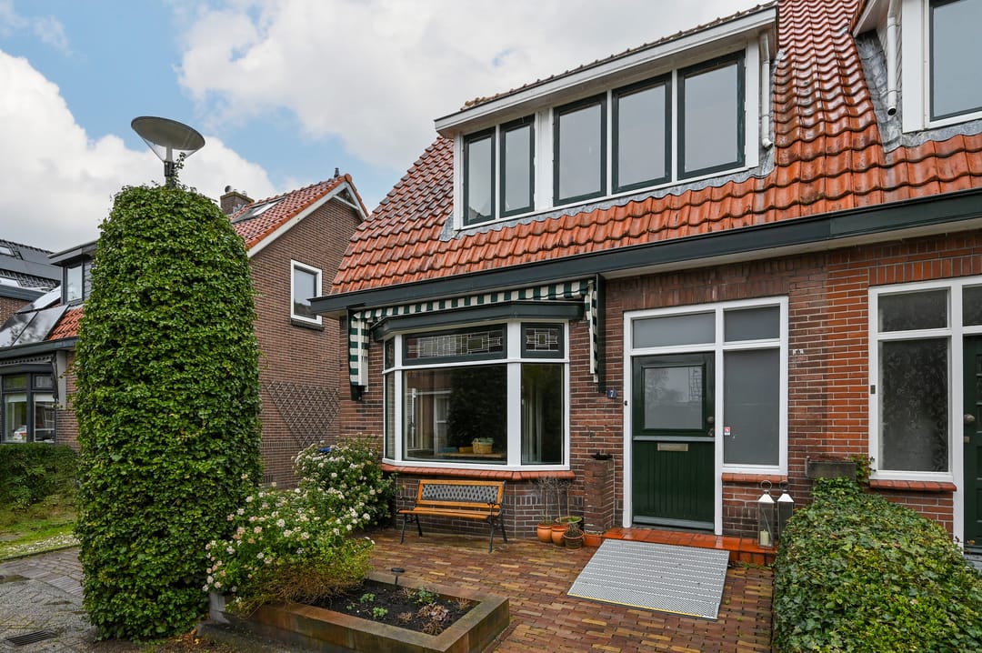 Spacious 1930s Semi-Detached Home in Amstelhoek — 28