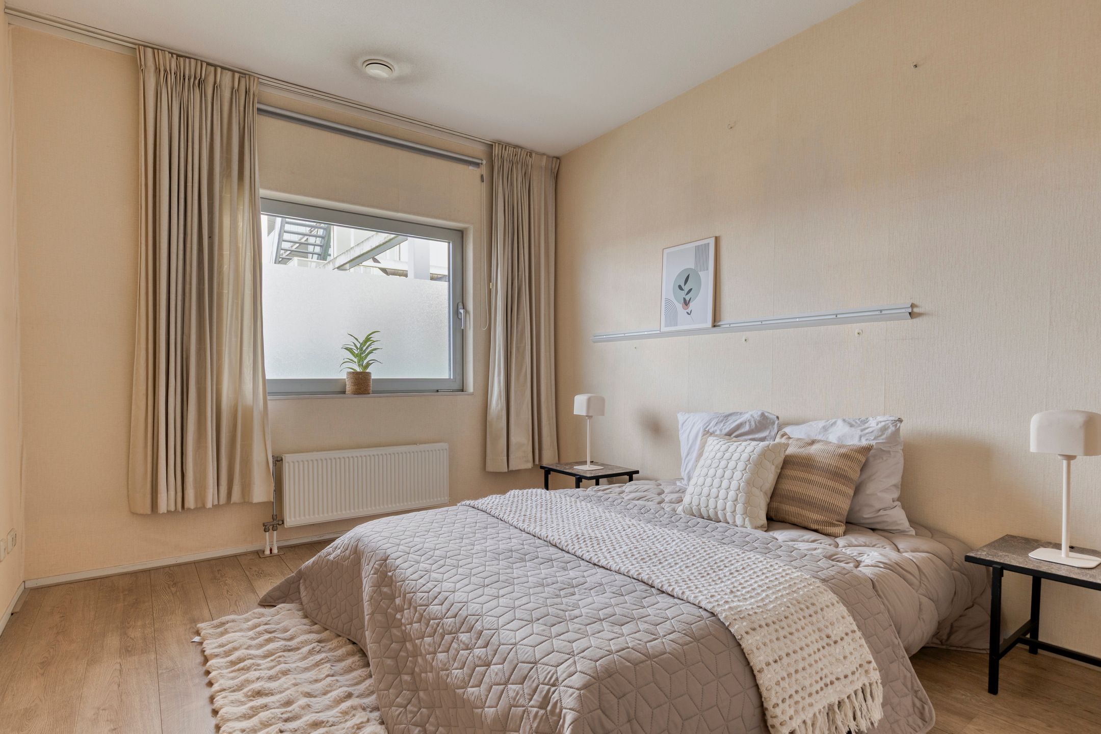 Spacious and Light 4-Room Apartment with Energy Label A in Amsterdam Nieuw West — 15