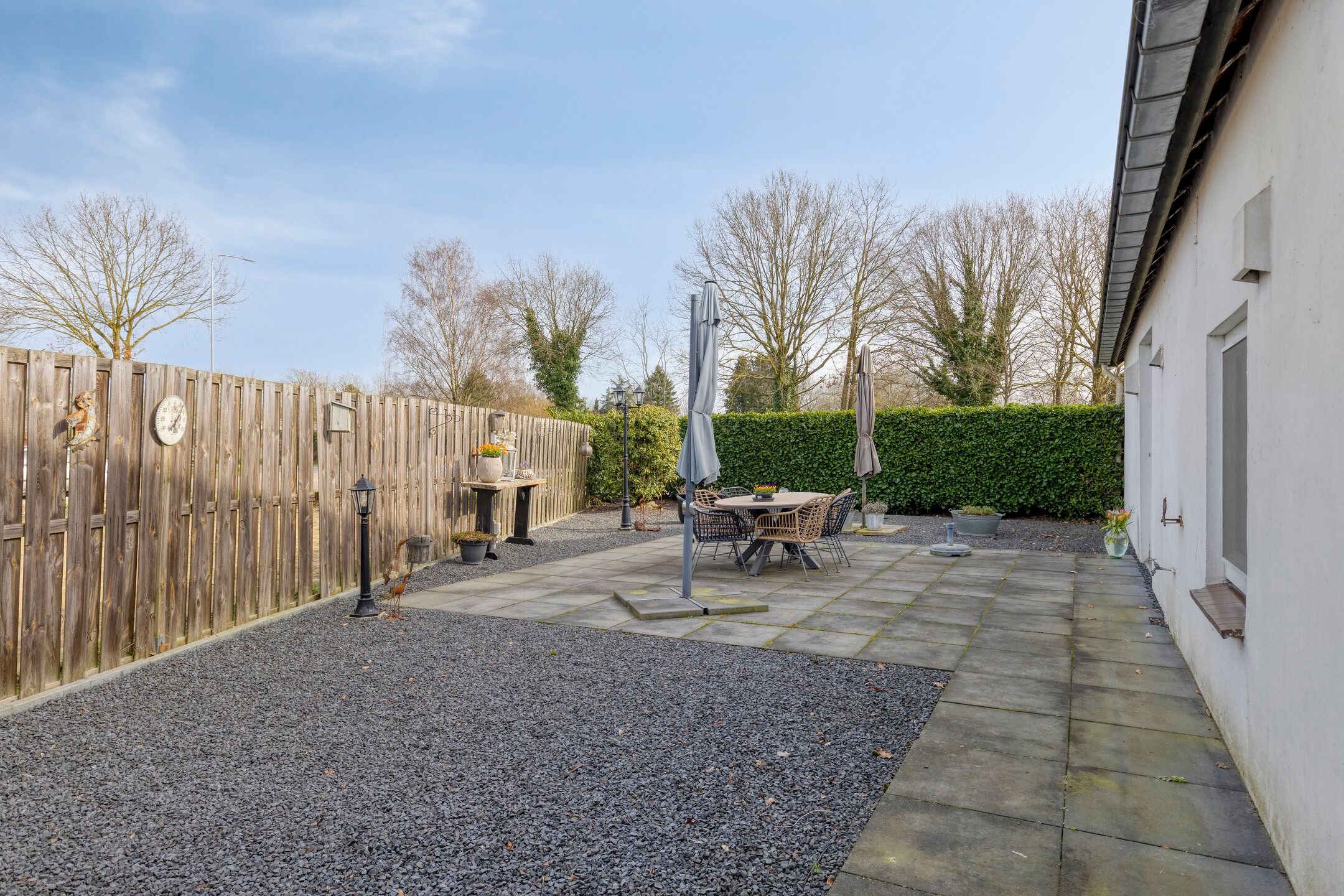 Spacious detached family home with large garden and potential in Malden — 23