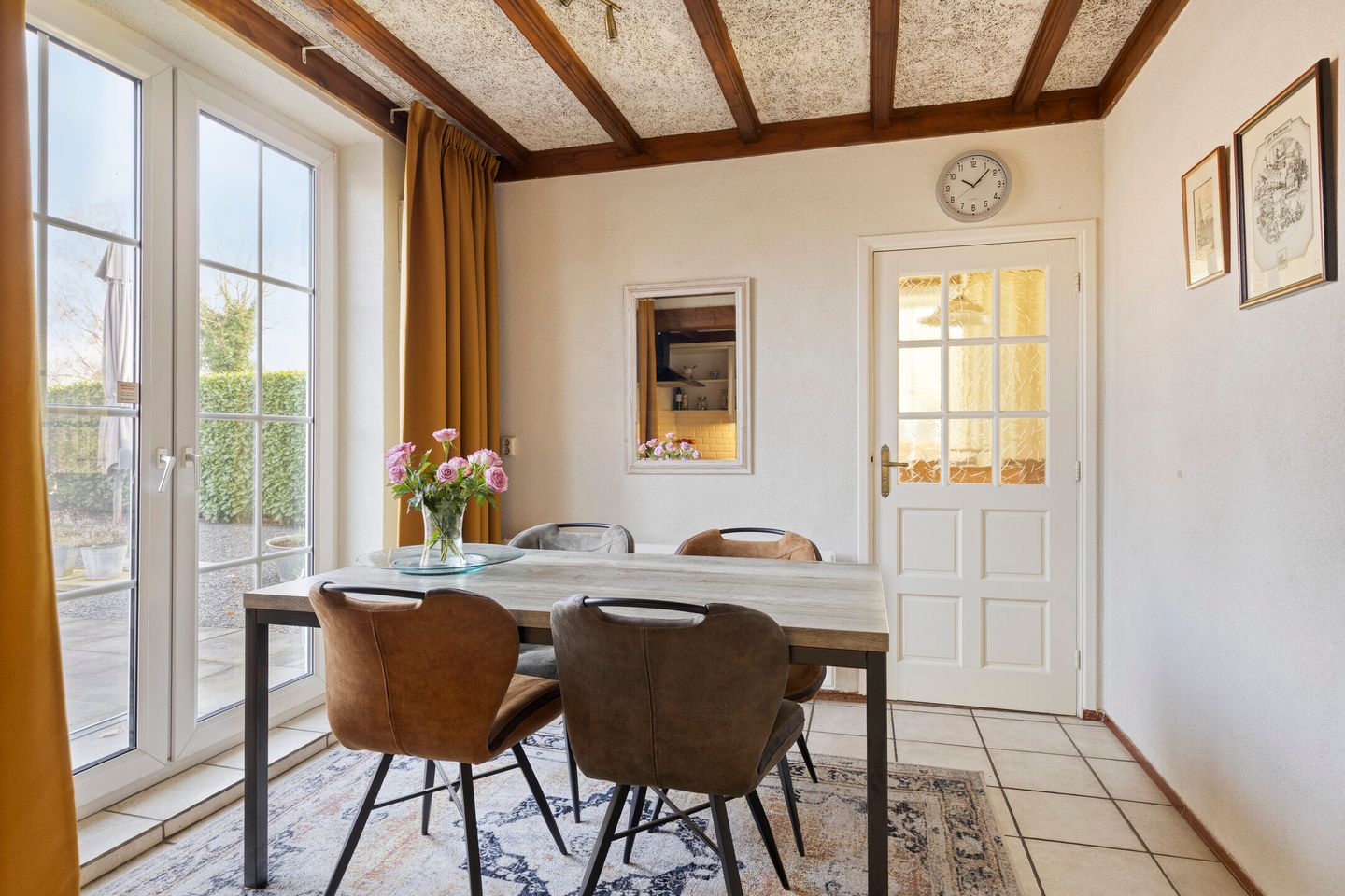Spacious detached family home with large garden and potential in Malden — 21