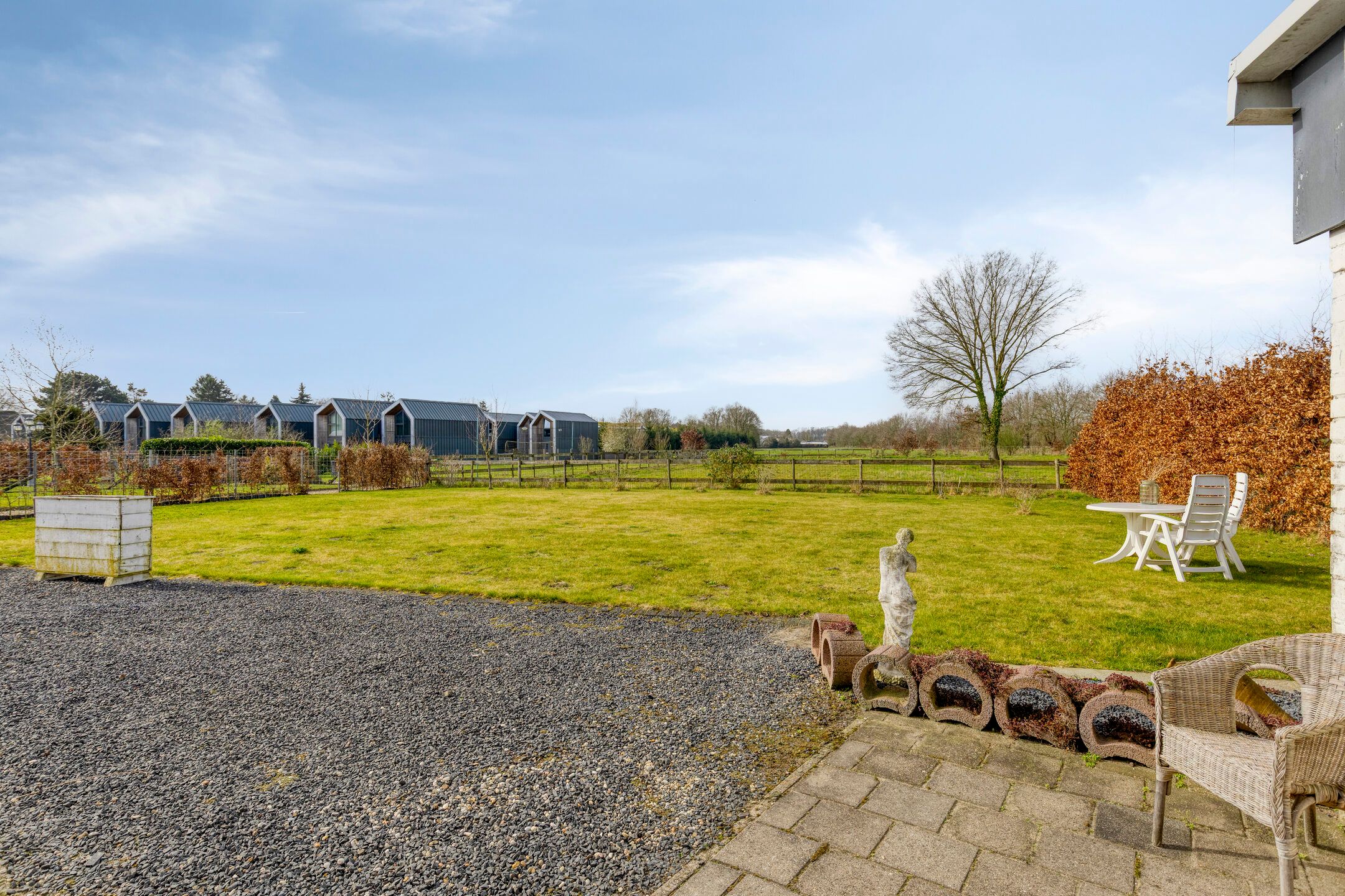 Spacious detached family home with large garden and potential in Malden — 67