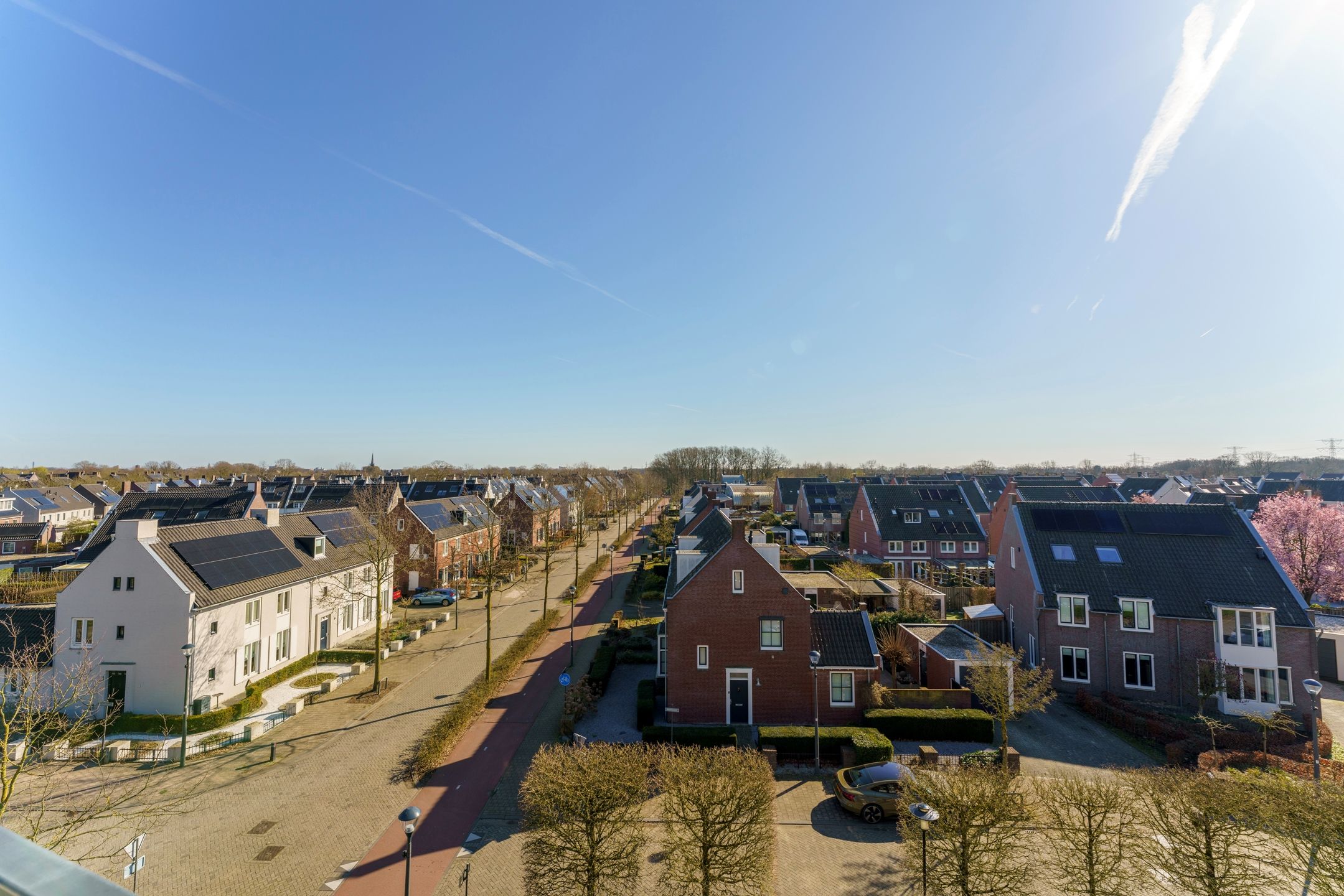 Spacious corner apartment with stunning views and private parking in Brandevoort — 31