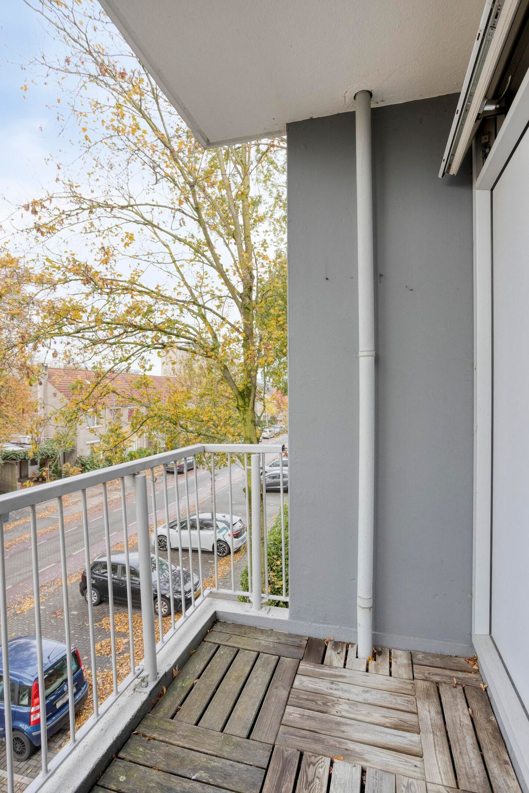 3-room apartment with two balconies and green views in Eindhoven — 15