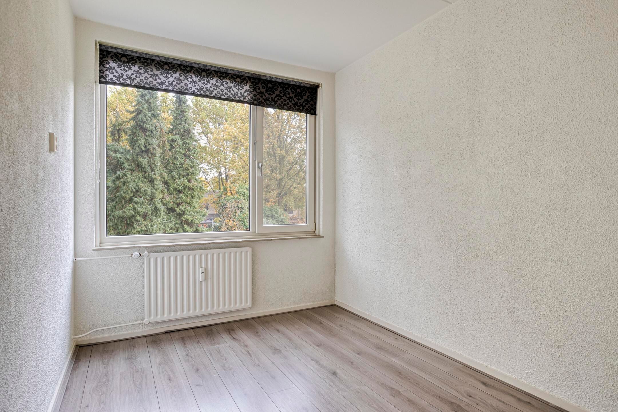 3-room apartment with two balconies and green views in Eindhoven — 24