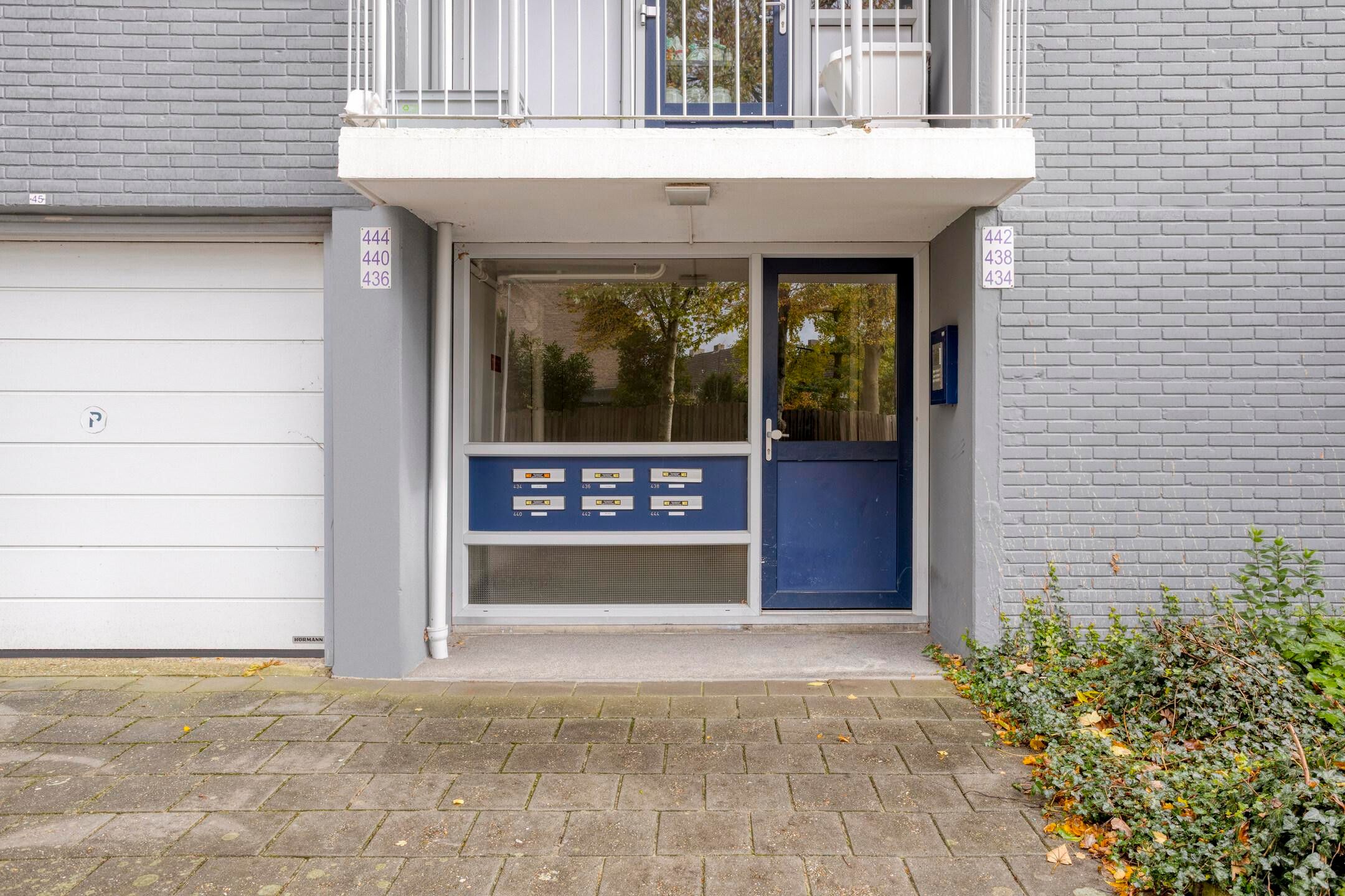 3-room apartment with two balconies and green views in Eindhoven — 34