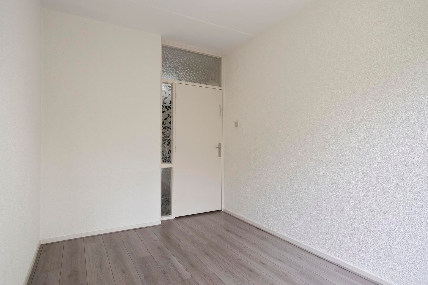 3-room apartment with two balconies and green views in Eindhoven — 21