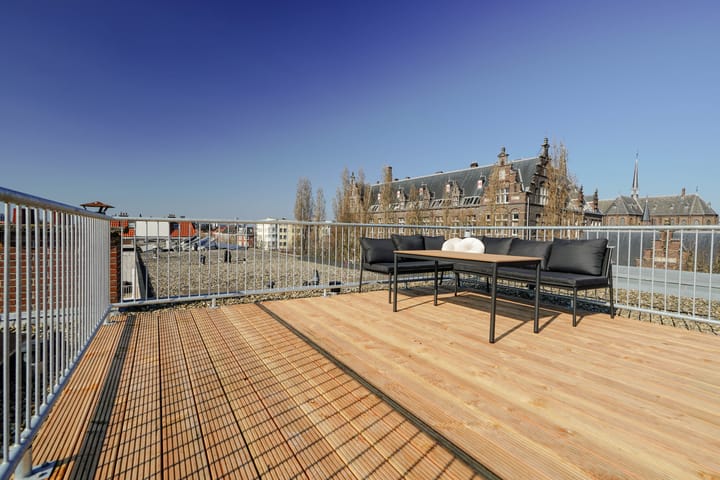 Foto 3 van Koningin Emmakade 33