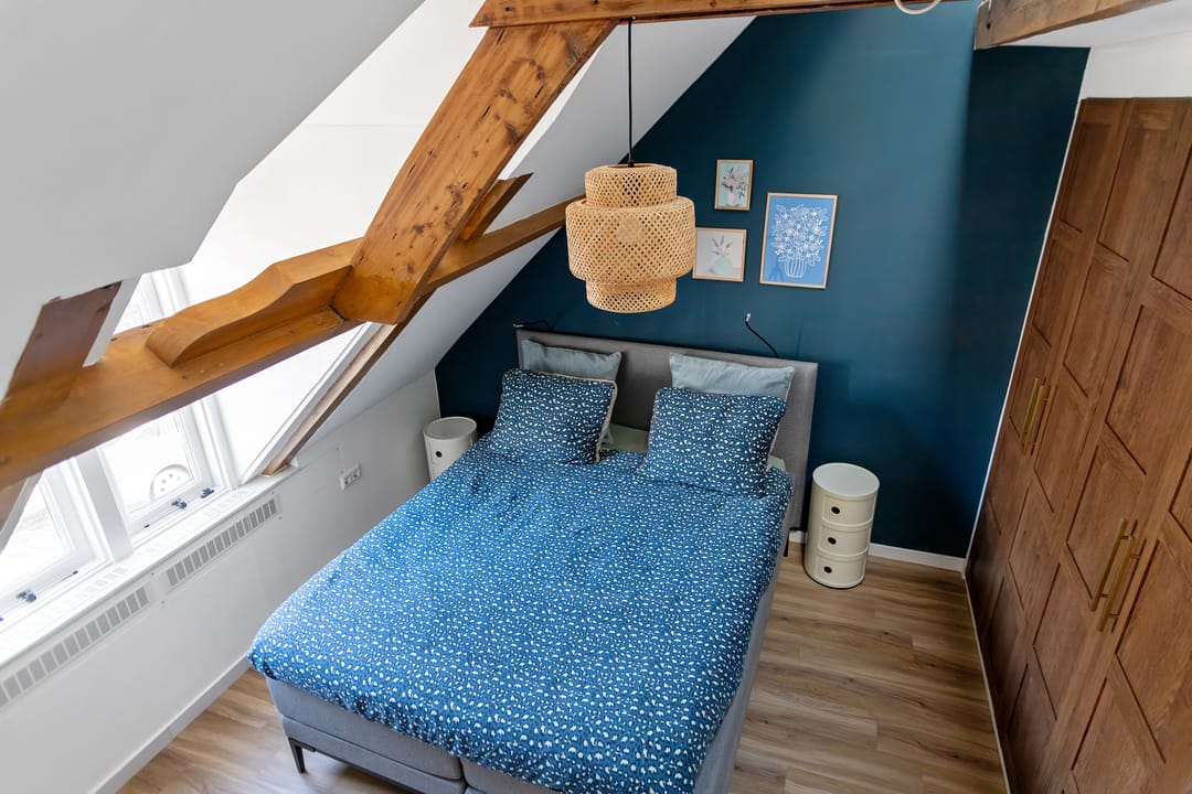 Charming and Move-in Ready Home in a Quiet, Central Location — 24