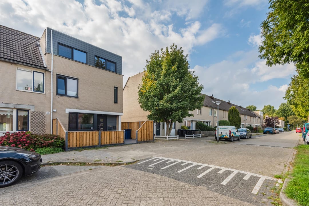 Photo 56 of W.M. Dudokstraat 51