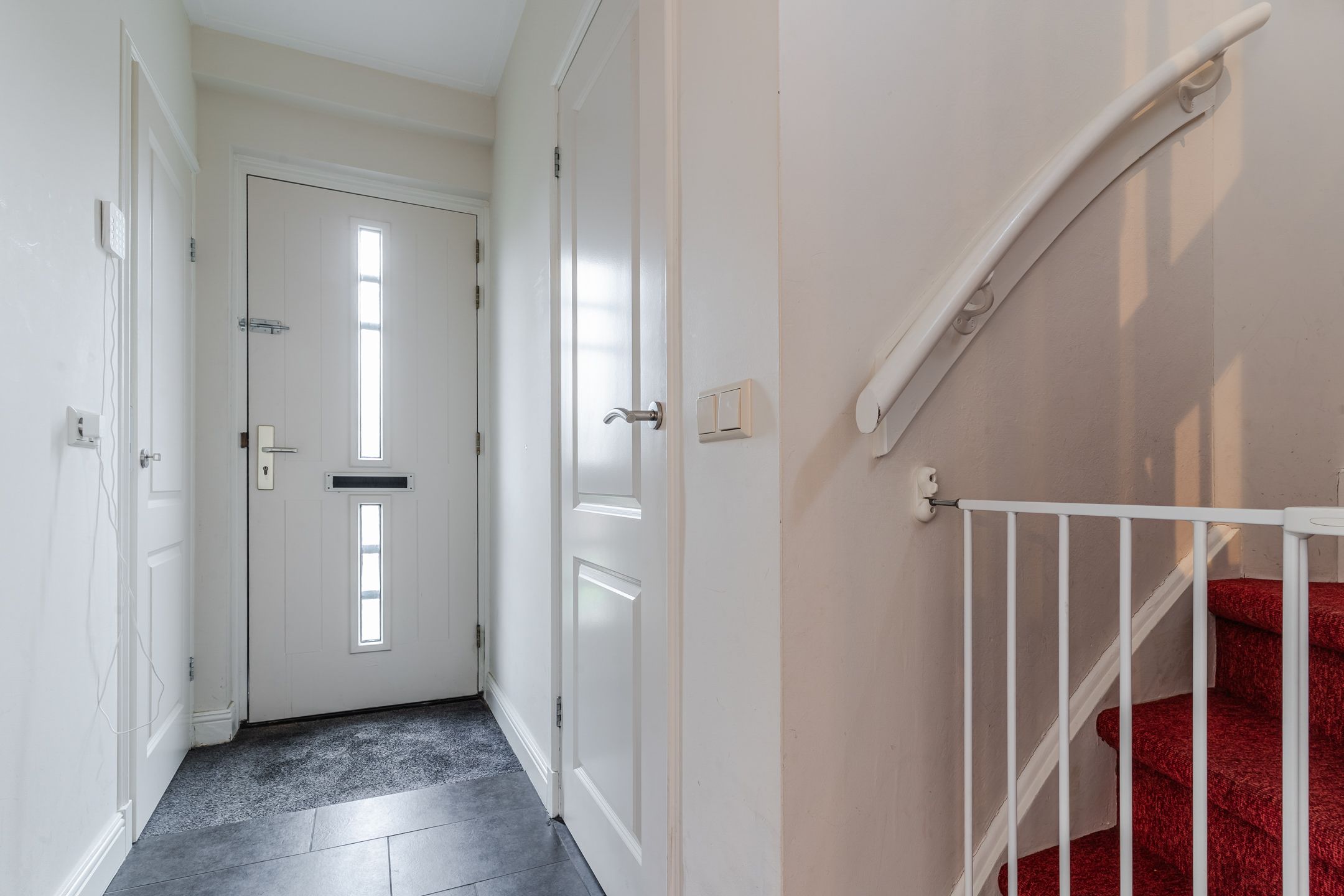 Renovated Semi-Detached Home with Spacious Garden and Heated Office in Zwaag — 12