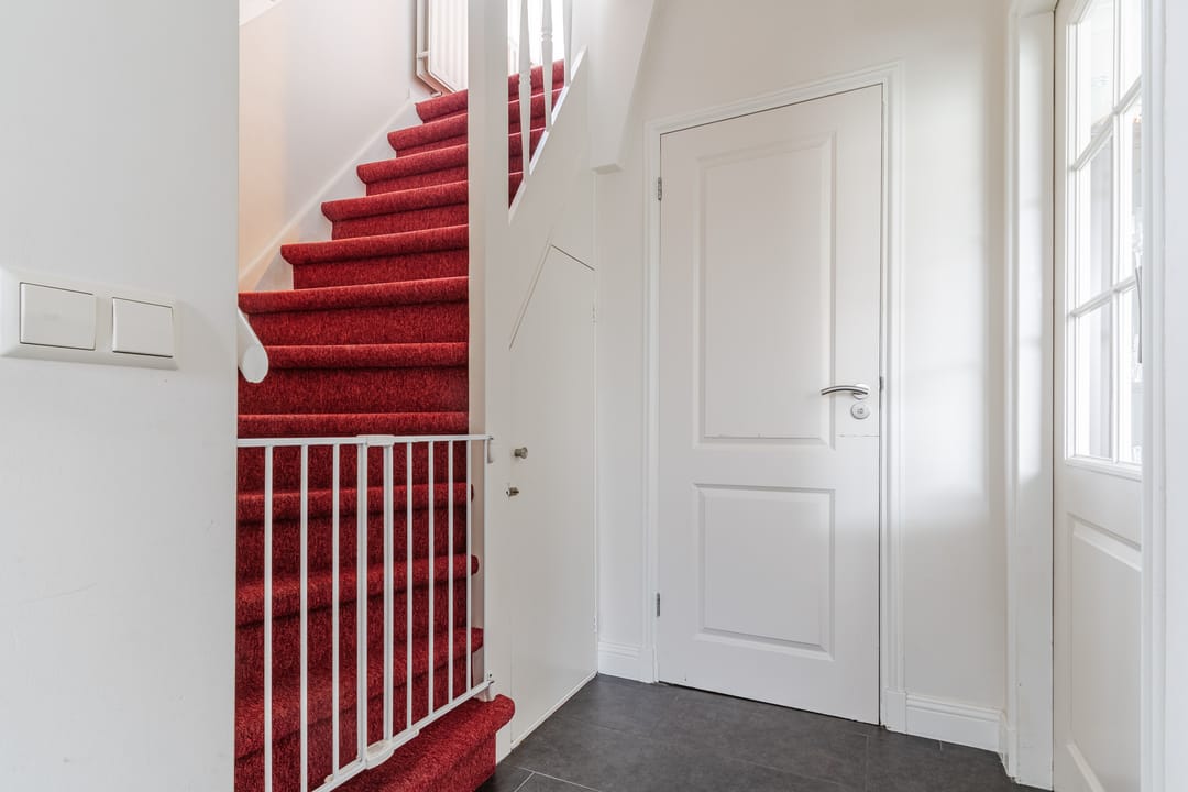 Renovated Semi-Detached Home with Spacious Garden and Heated Office in Zwaag — 13
