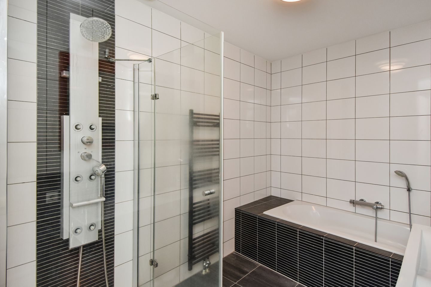 Foto 20 van Oosterhesselenstraat 590