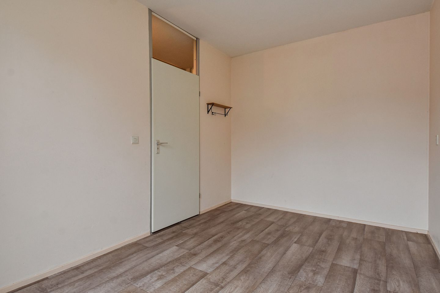 Photo 14 of Georges Bizetstraat 49