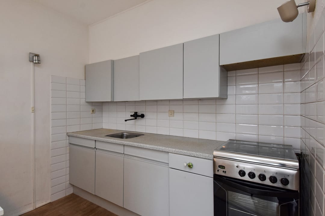 Photo 23 of Georges Bizetstraat 49