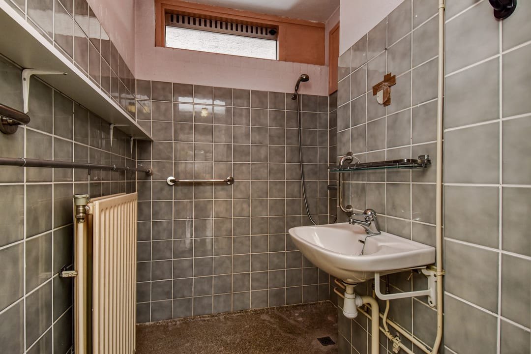 Photo 28 of Georges Bizetstraat 49