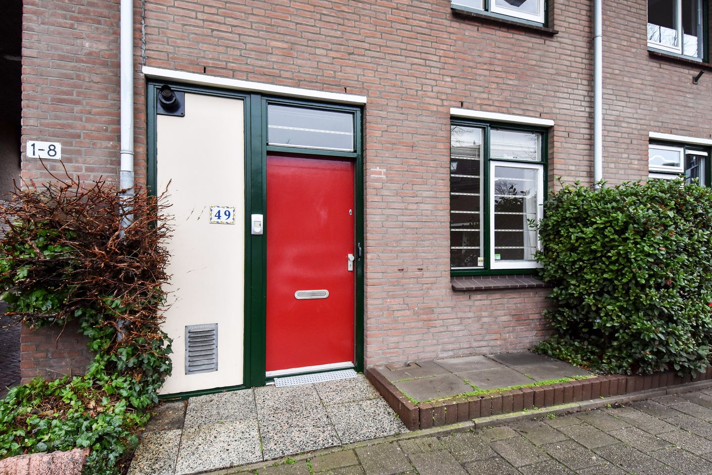 Photo 10 of Georges Bizetstraat 49