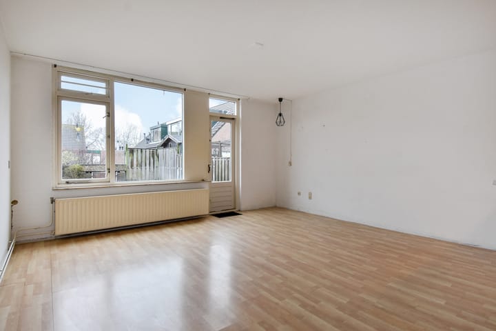 Photo 3 of Georges Bizetstraat 49