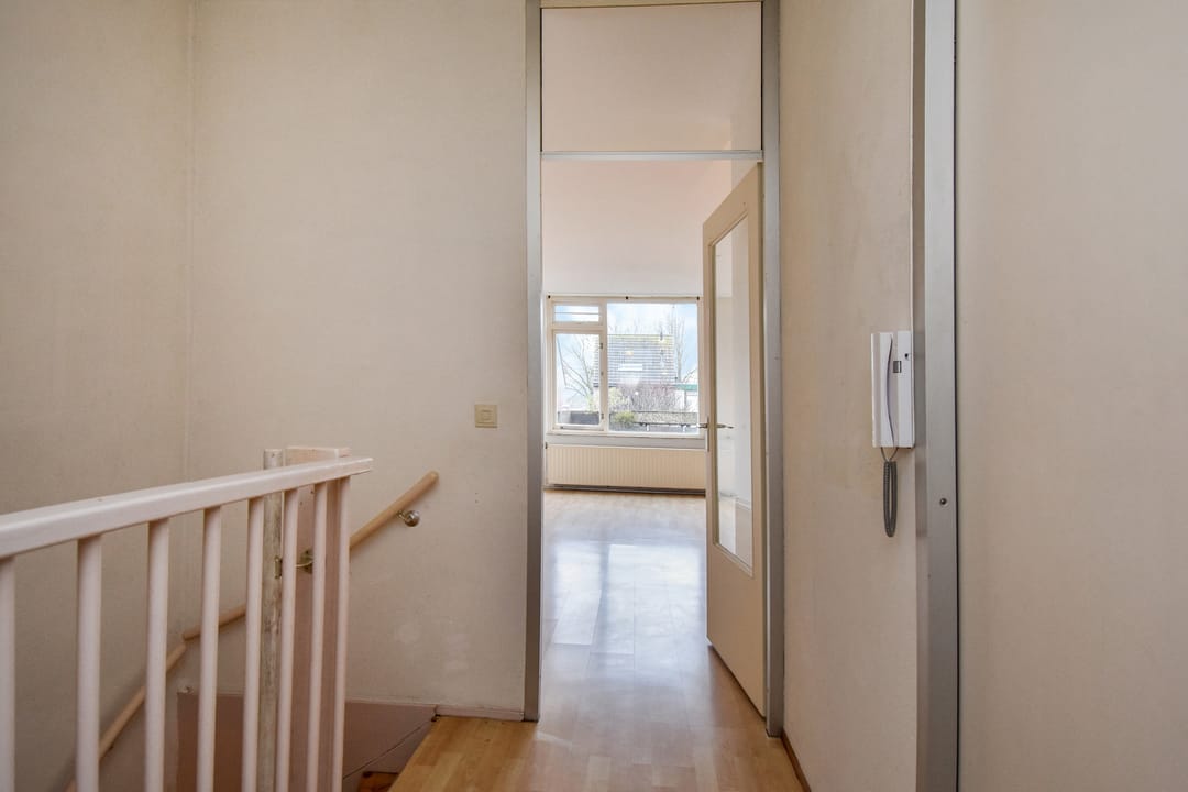 Photo 17 of Georges Bizetstraat 49