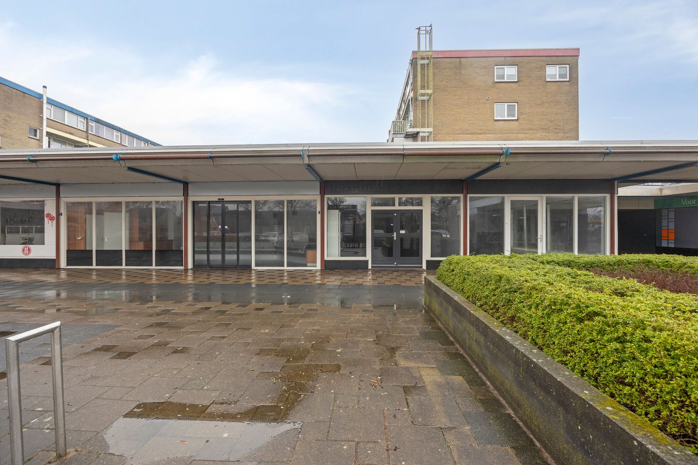 Bekijk foto 2 van De Wielewaal 16