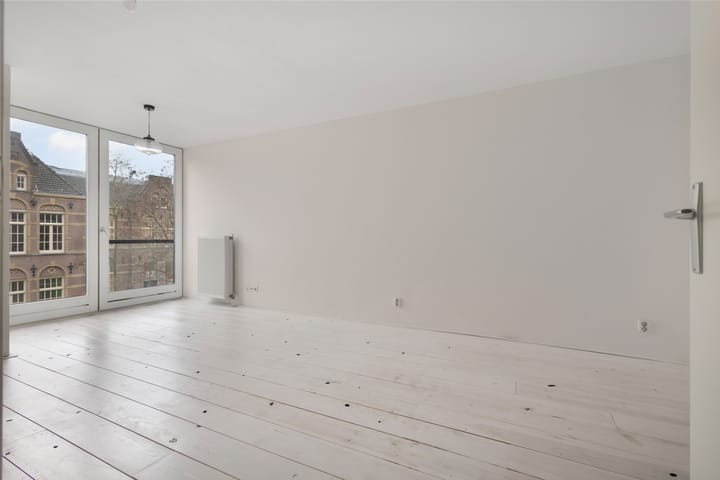 Photo 2 of Blankenstraat 276