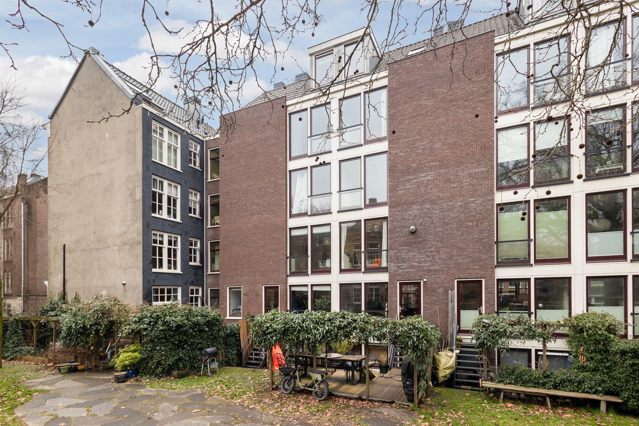 Spacious 1-Bedroom Apartment on Freehold Land in Amsterdam's Czaar Peterbuurt — 21