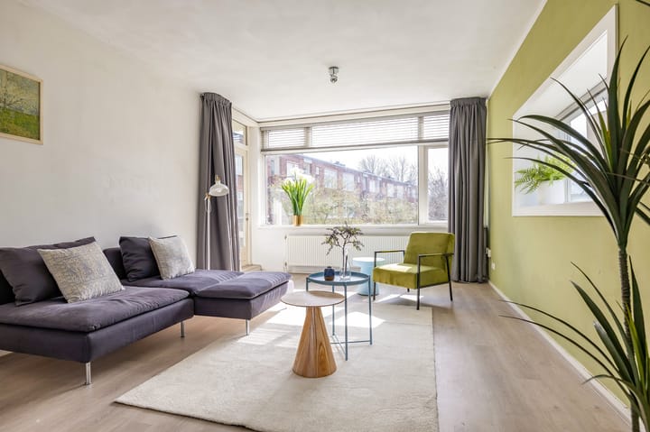 Photo 2 of Laan van de Vrede 26