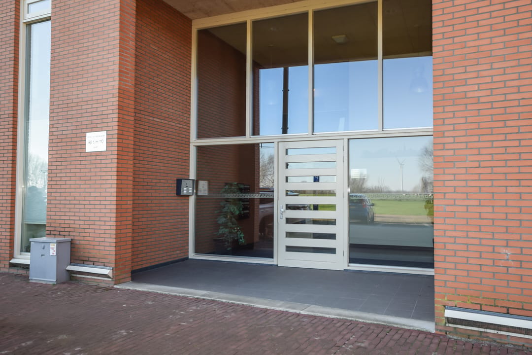 Photo 11 of Schout van Hanswijkplein 104