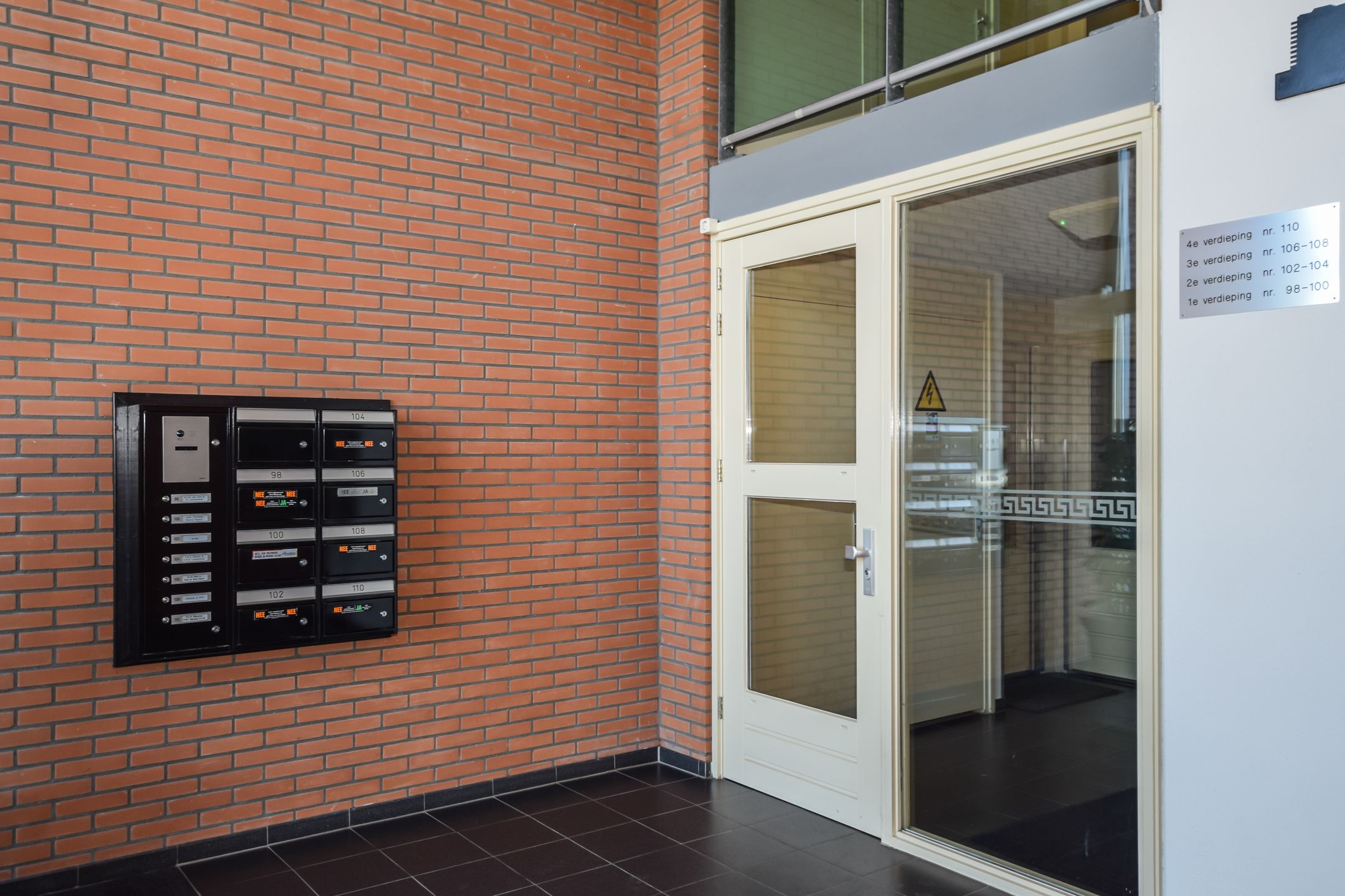Photo 12 of Schout van Hanswijkplein 104